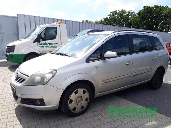 Opel Zafira Zafira 1.6 16V GL 5