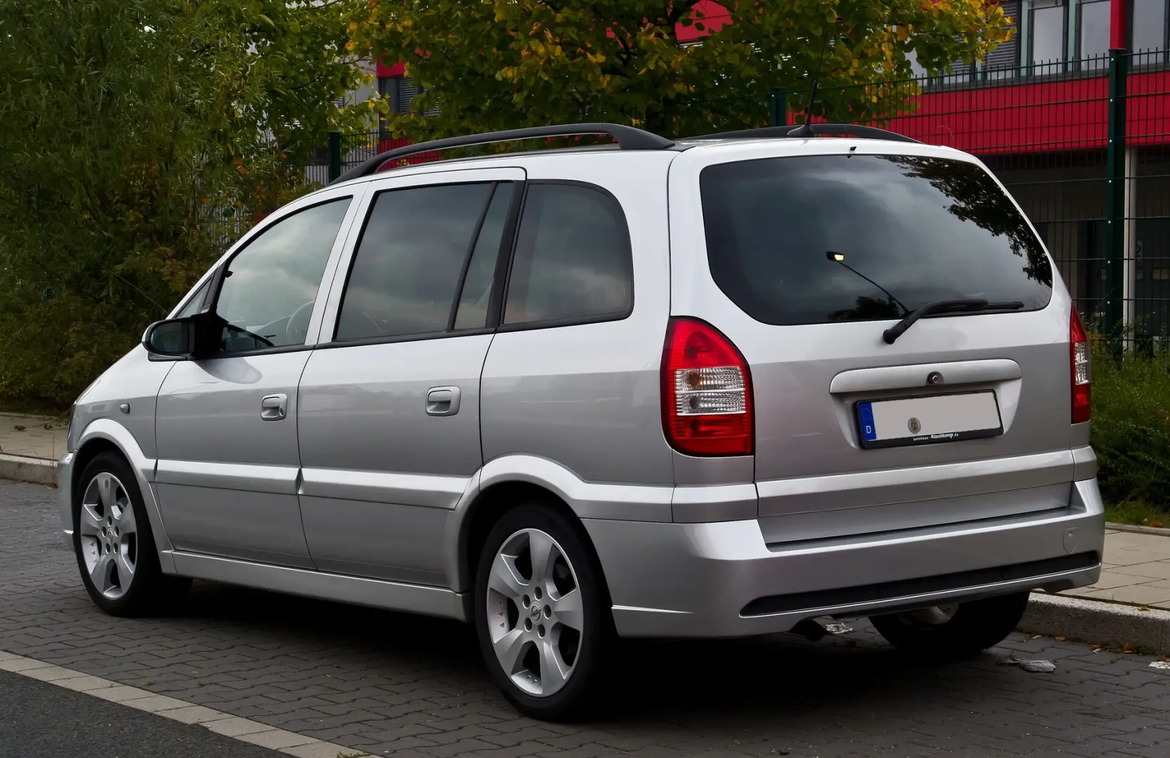 Opel Zafira Zafira 1.6 Elegance 4