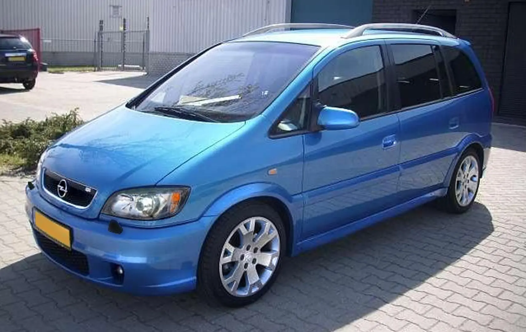 Opel Zafira Zafira 1.6 DVD 3