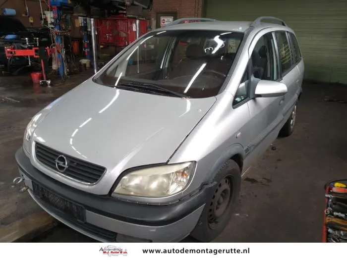 Opel Zafira Zafira 1.8 16V Comfort 1