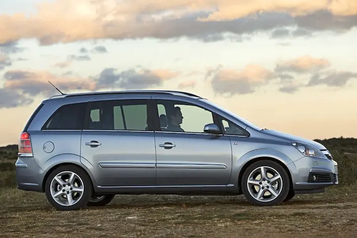 Opel Zafira Zafira 1.6 Essentia 0