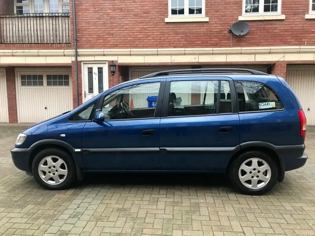 Opel Zafira Zafira 1.8 Elegance 6