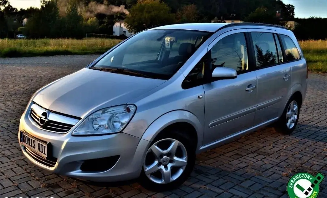 Opel Zafira Zafira 1.8 Cosmo Easytronic 0