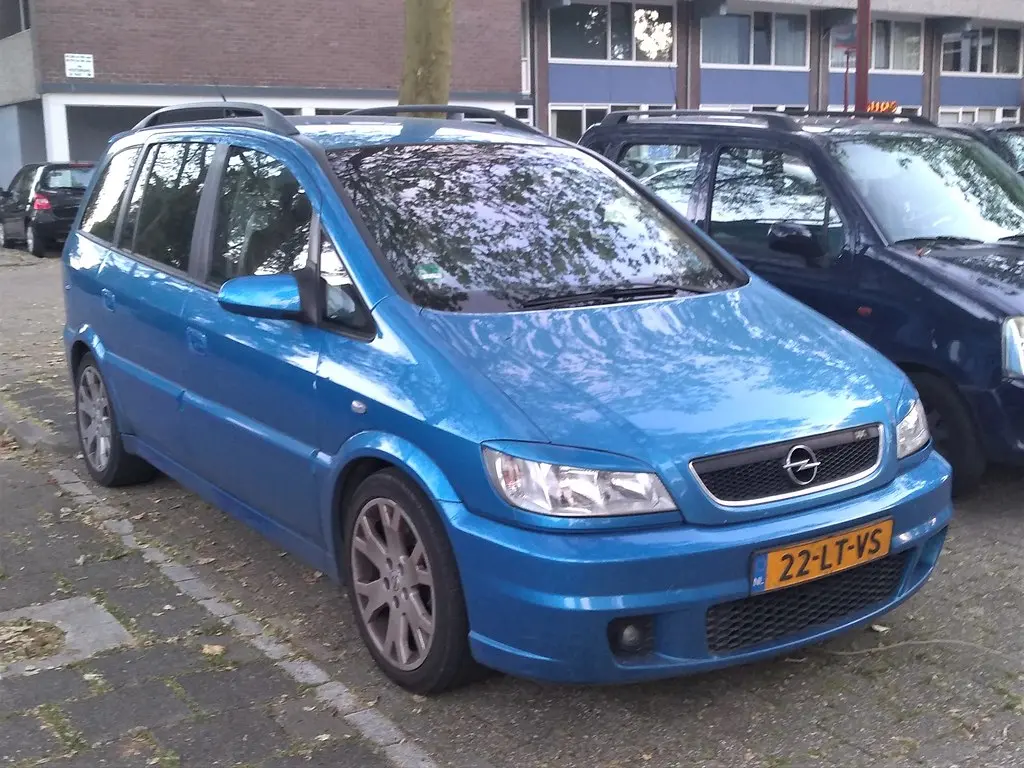 Opel Zafira Zafira 2.0 OPC 4