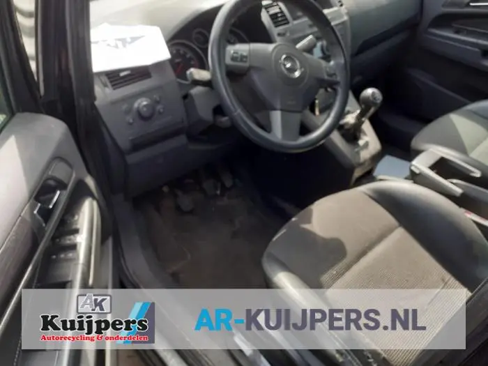 Opel Zafira Zafira 2.2 16V 6