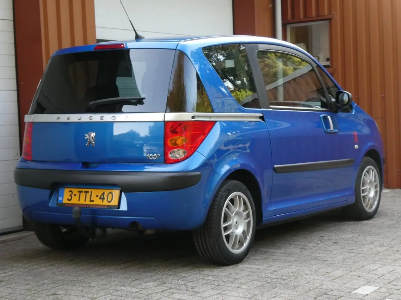 Peugeot 1007 1007 1.4 16V Trendy 3