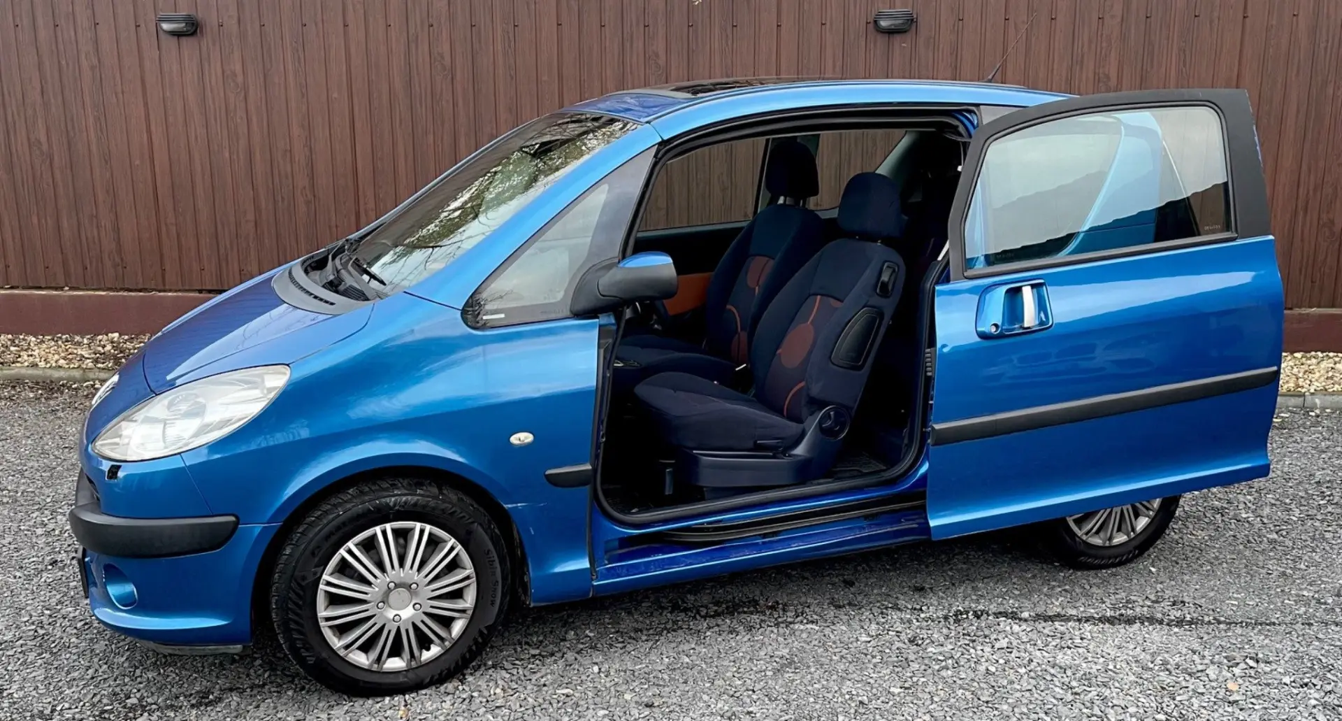 Peugeot 1007 1007 1.6 Trendy 2