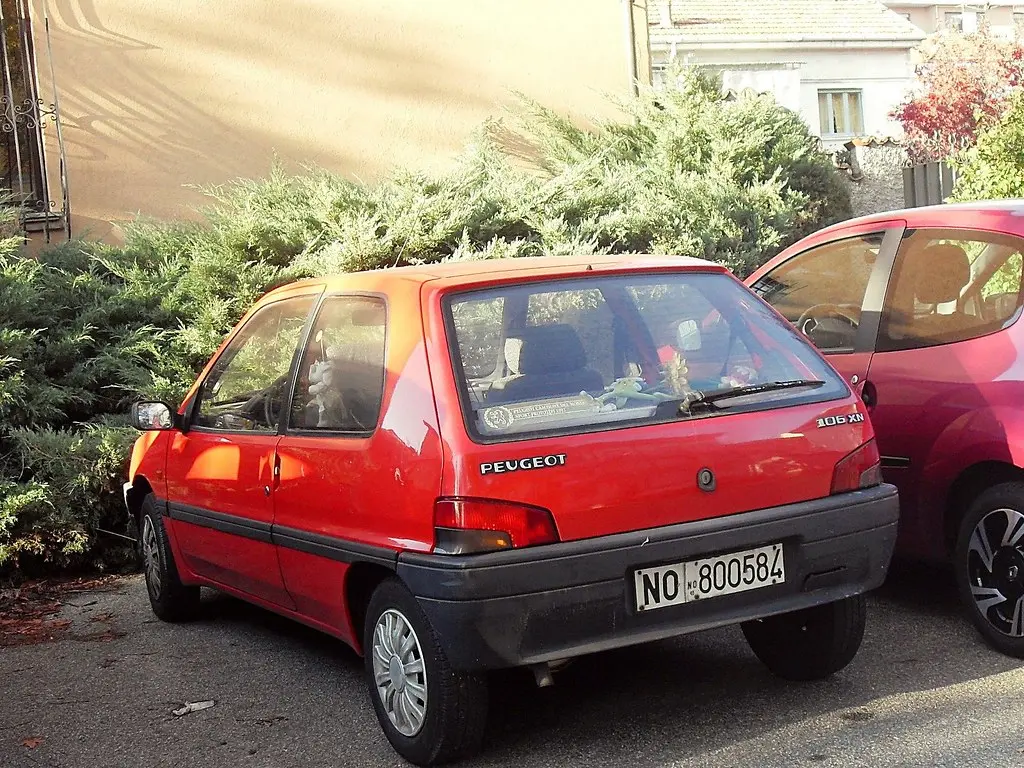 Peugeot 106 106 1.0 XN 2