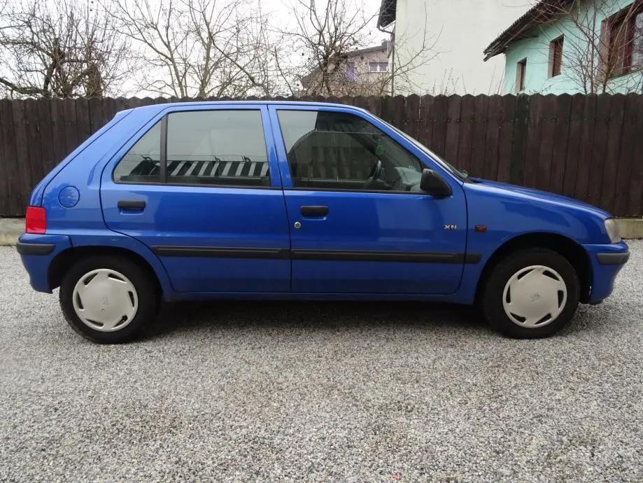 Peugeot 106 106 1.0 XN 7