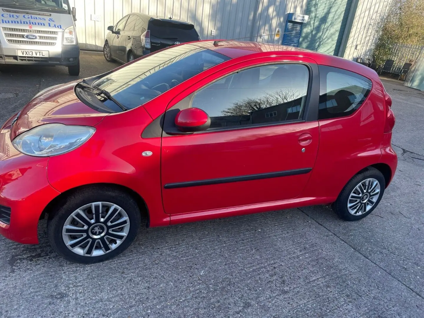 Peugeot 107 107 1.0 12V Urban Move 2-Tronic 2