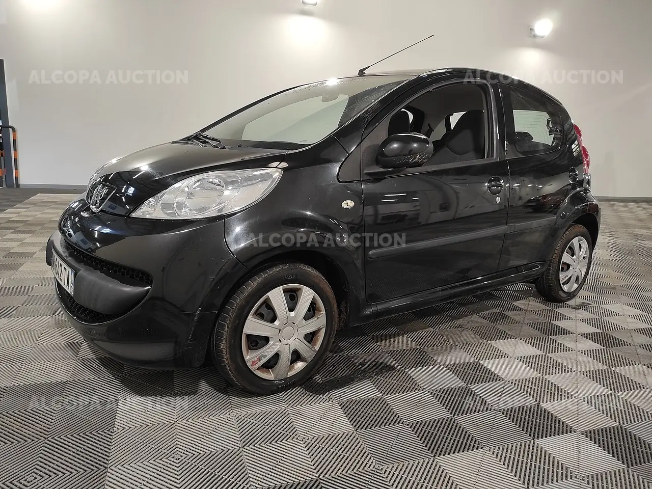 Peugeot 107 107 1.4 HDI Trendy 7