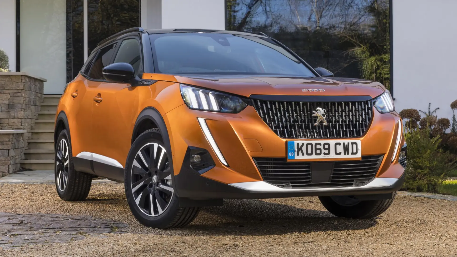 Peugeot 2008 2008 1.2 PureTech GT Dynamic EAT8 6