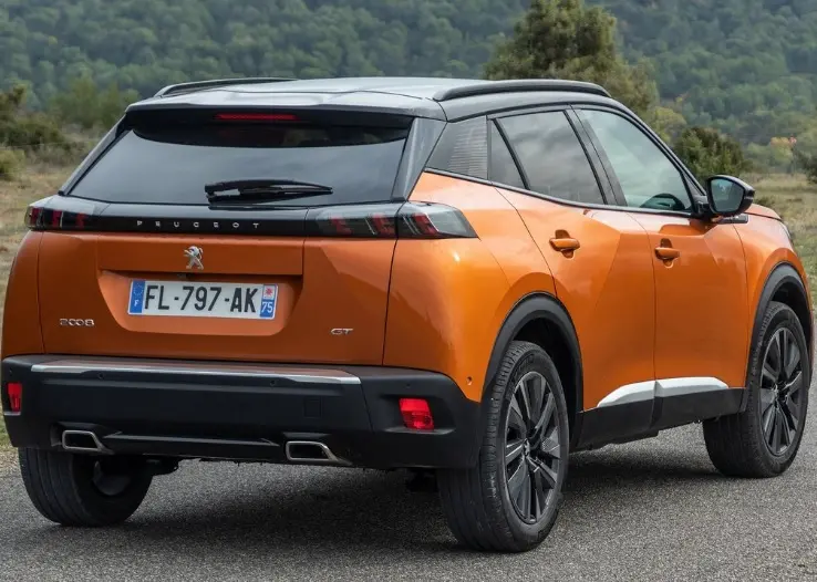Peugeot 2008 2008 1.2 PureTech GT EAT8 7