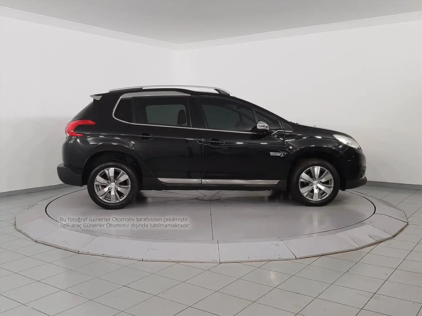 Peugeot 2008 2008 1.2 e-VTI Start&Stop Allure ETG5 3