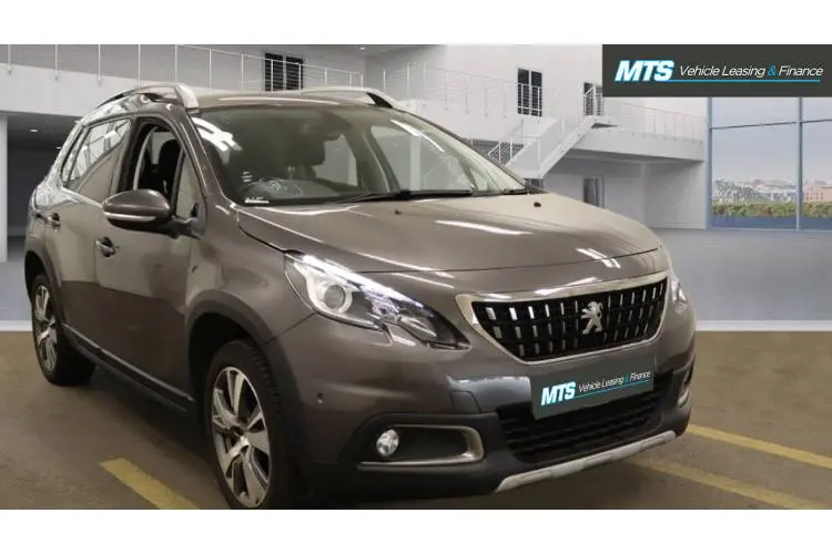 Peugeot 2008 2008 1.2 PureTech Start&Stop Allure ETG5 6