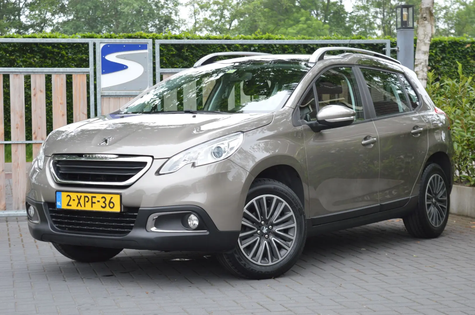 Peugeot 2008 2008 1.2 VTI Active 6