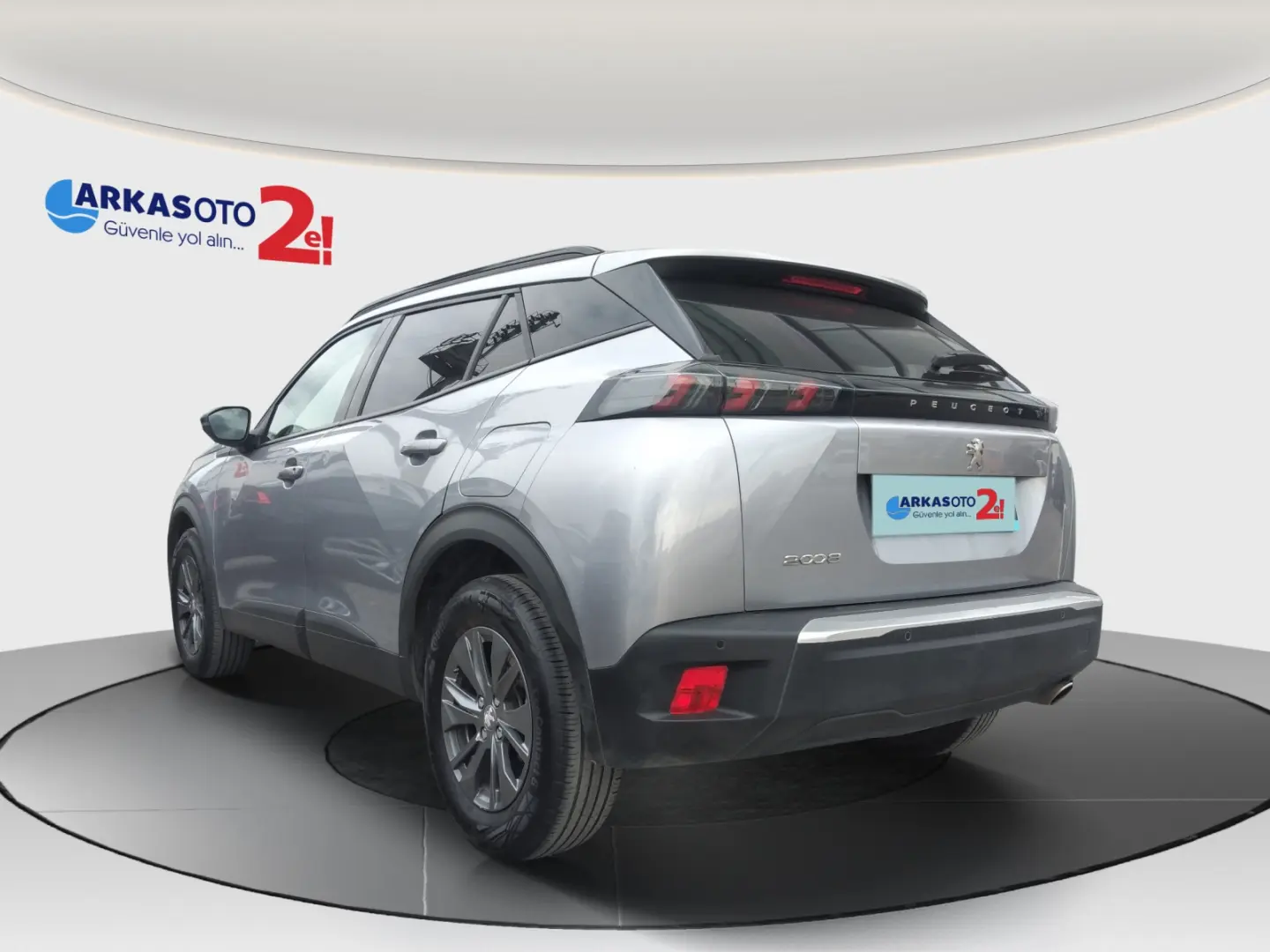 Peugeot 2008 2008 1.5 BlueHDI Active SkyPack EAT8 4
