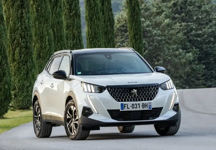 Peugeot 2008 2008 1.5 BlueHDI Allure Dynamic EAT8 0