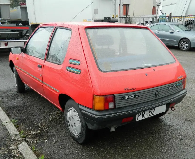 Peugeot 205 205 1.0 Junior 3