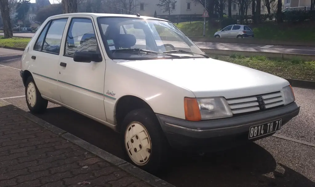 Peugeot 205 205 1.0 Junior 4