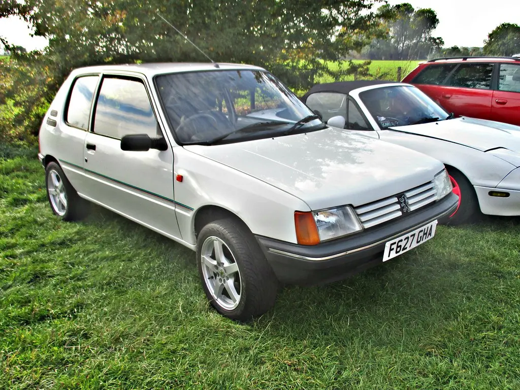 Peugeot 205 205 1.0 Junior 6