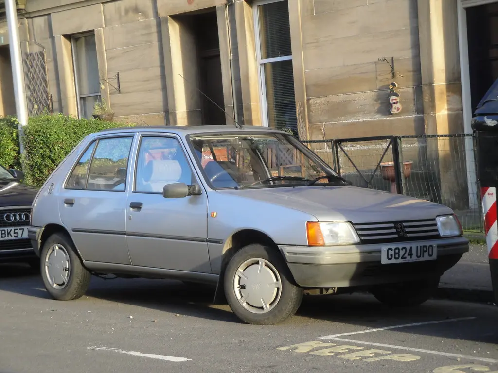 Peugeot 205 205 1.1 GR 3