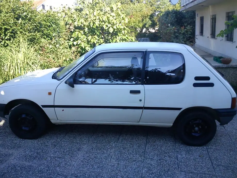Peugeot 205 205 1.1 XL 6