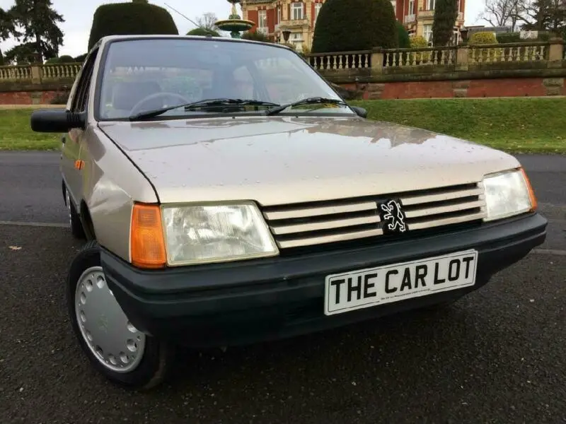 Peugeot 205 205 1.1 XR 4