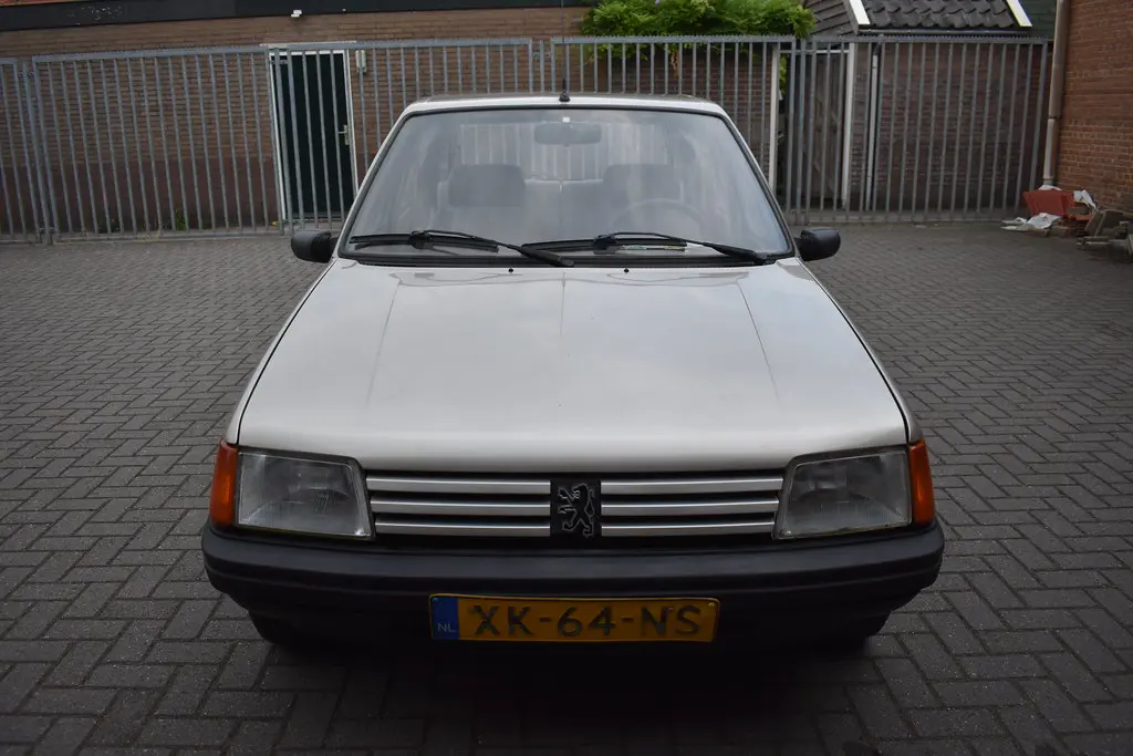 Peugeot 205 205 1.4 GR 6