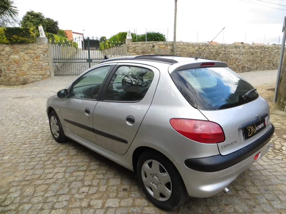 Peugeot 206 206 1.1 XR 4