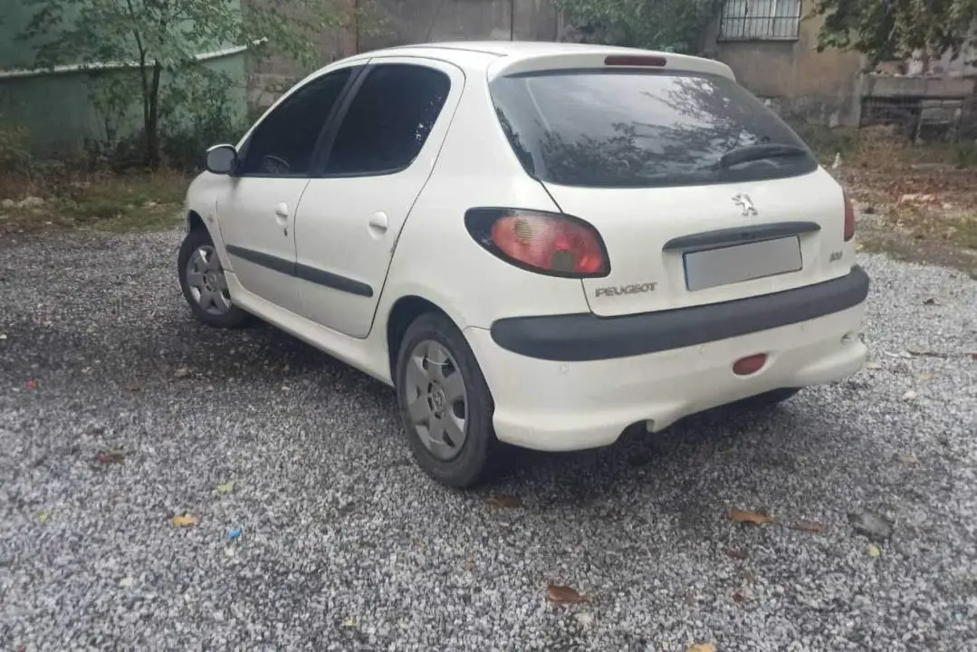 Peugeot 206 206 1.4 Desire 0