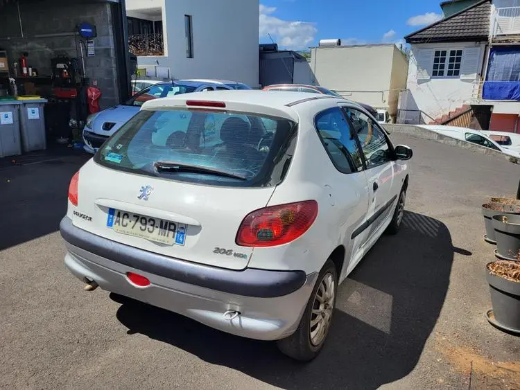 Peugeot 206 206+ 1.4 HDI Comfort 2
