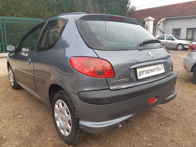 Peugeot 206 206 1.4 Pop Art 6