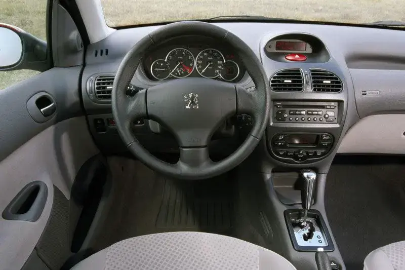 Peugeot 206 206 1.4 Pop Art 4