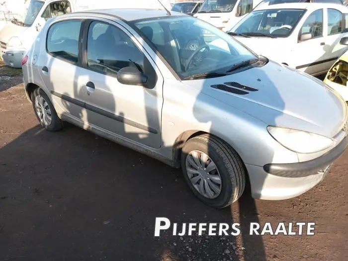 Peugeot 206 206 1.4 XT 4