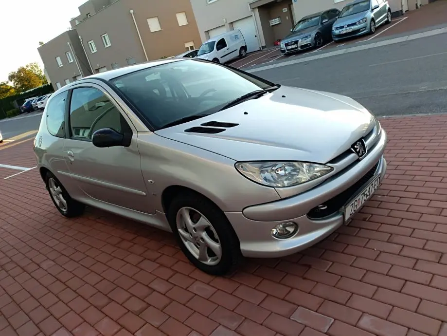 Peugeot 206 206 1.6 XS 2