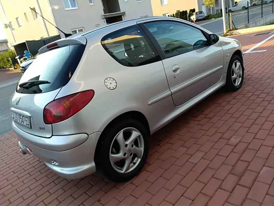 Peugeot 206 206 1.6 XS 3