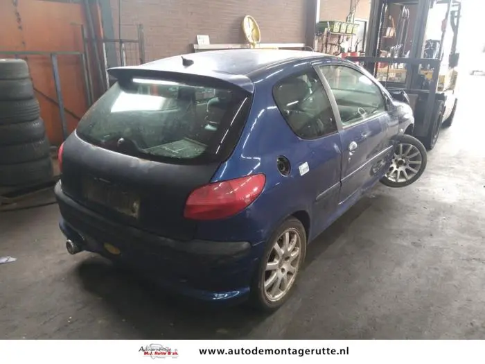 Peugeot 206 206 1.6 XT 16V Auto 5