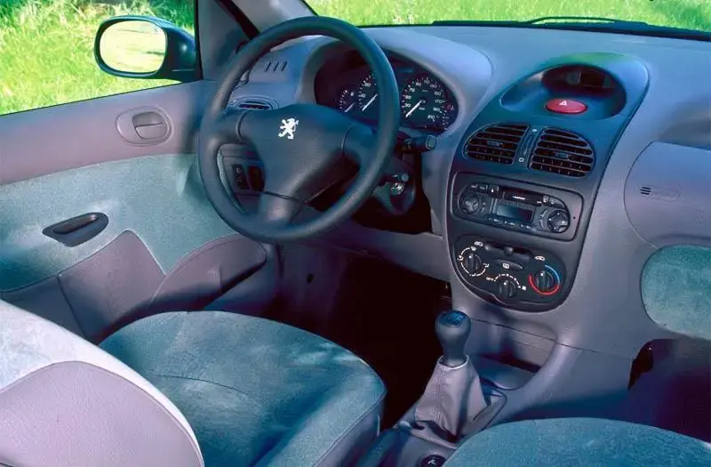 Peugeot 206 206 1.6 XT 4