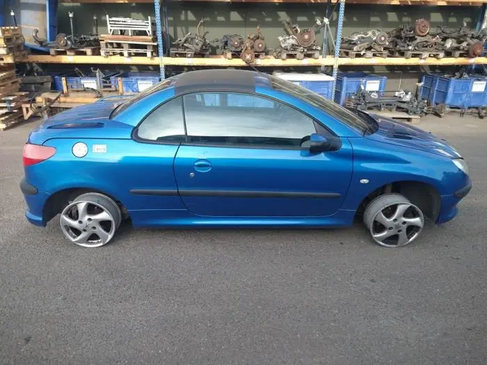 Peugeot 206 206 CC 1.6 16V 5