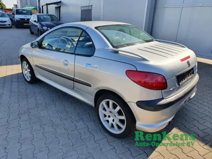 Peugeot 206 206 CC 1.6 16V 5