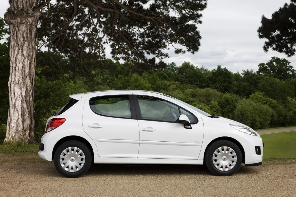 Peugeot 207 207 1.4 16V Envy 3