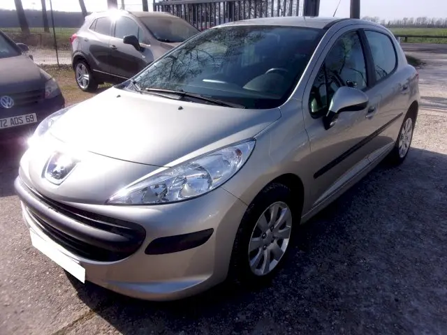 Peugeot 207 207 1.4 16V Trendy 4