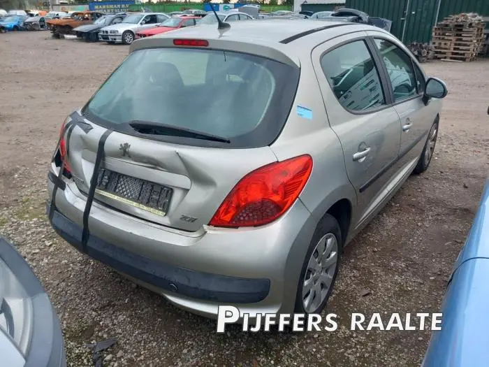 Peugeot 207 207 1.4 Comfort 6