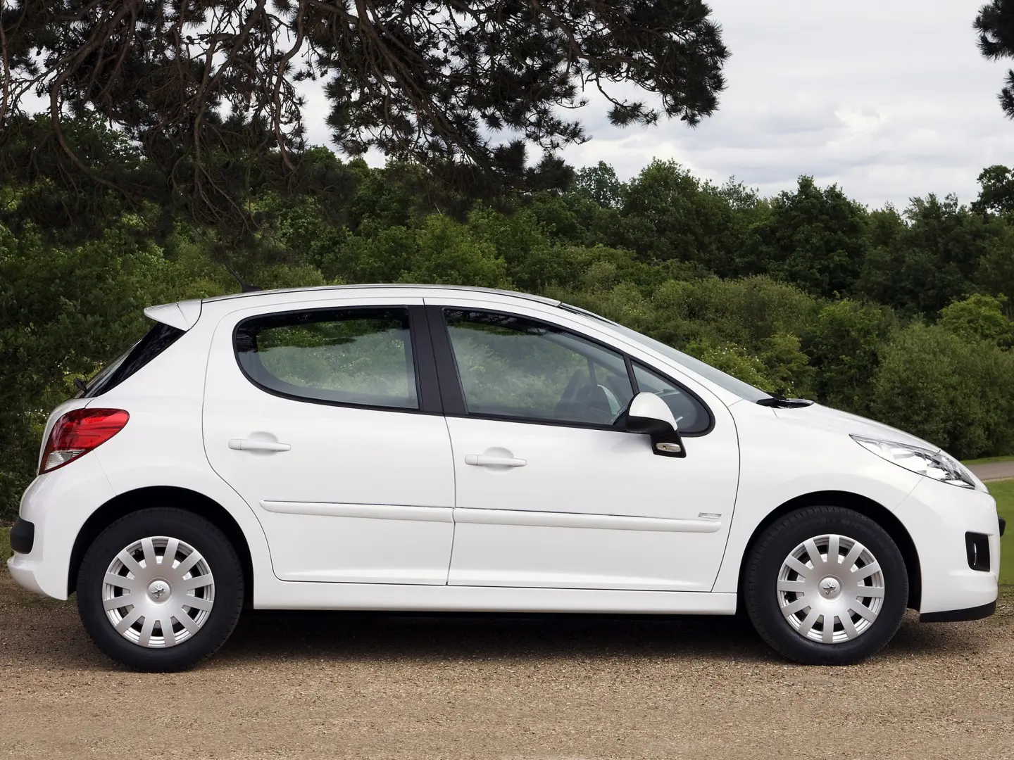 Peugeot 207 207 1.4 Dynamic 5