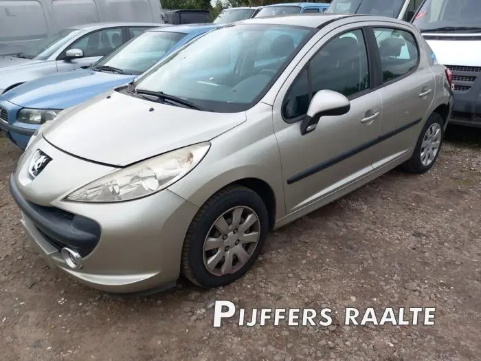 Peugeot 207 207 1.4 Dynamic 2