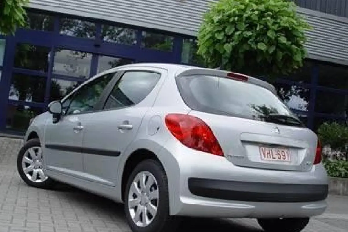 Peugeot 207 207 1.4 HDI Envy 4
