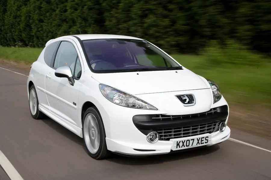 Peugeot 207 207 1.4 HDI Premium 6