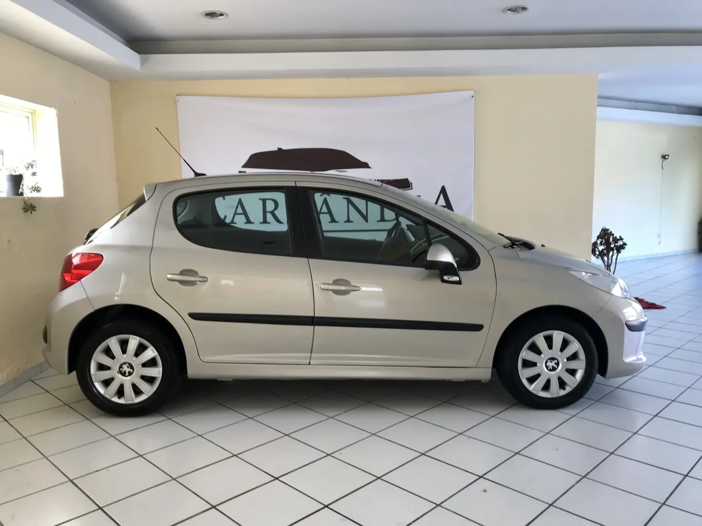 Peugeot 207 207 1.4 Trendy 4