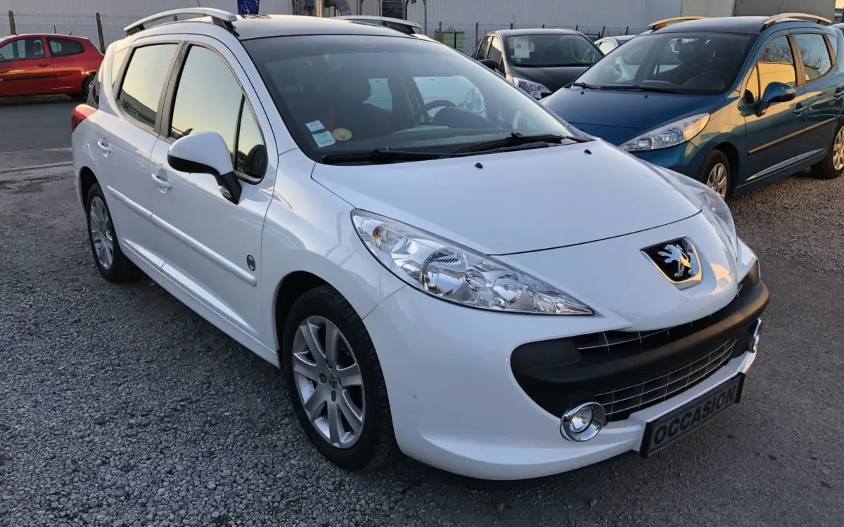 Peugeot 207 207 1.6 HDI Dynamic 0